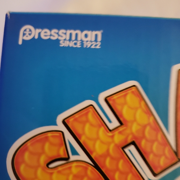 Pressman Shark Bite Game - Picture 4 of 7